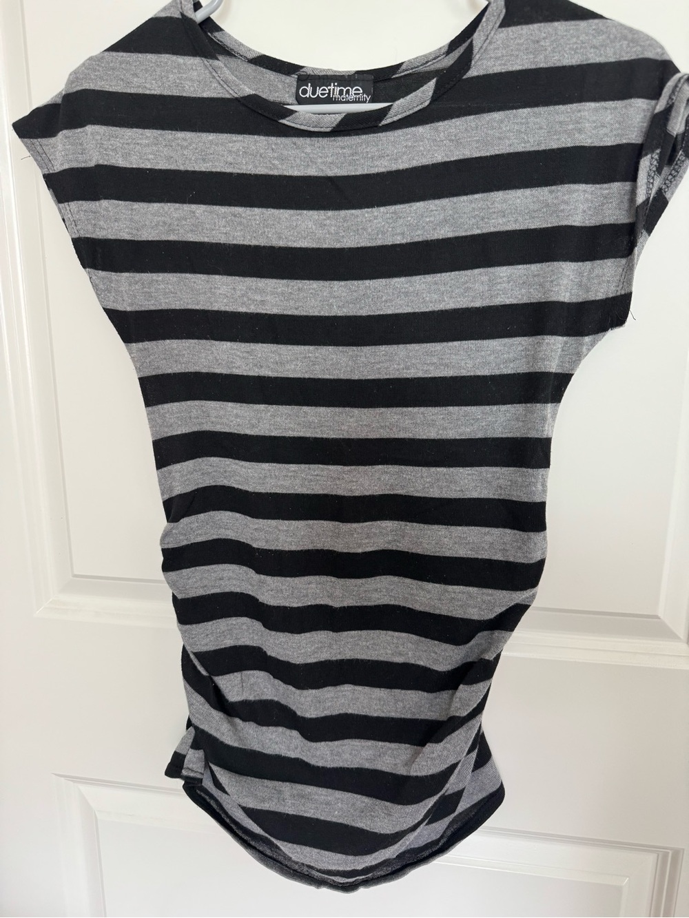 Duetime Maternity-Black and Gray Striped Women's Tee